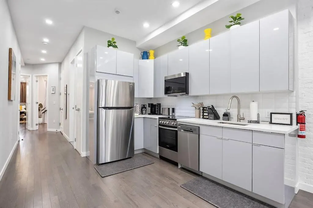 Apartment Swj Btm G, 1 And 2 - Save On 2Day+ Stays_6Br Triplex New York